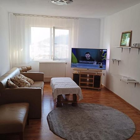 Apartament Marly Cathedral Gura Humorului Exterior foto